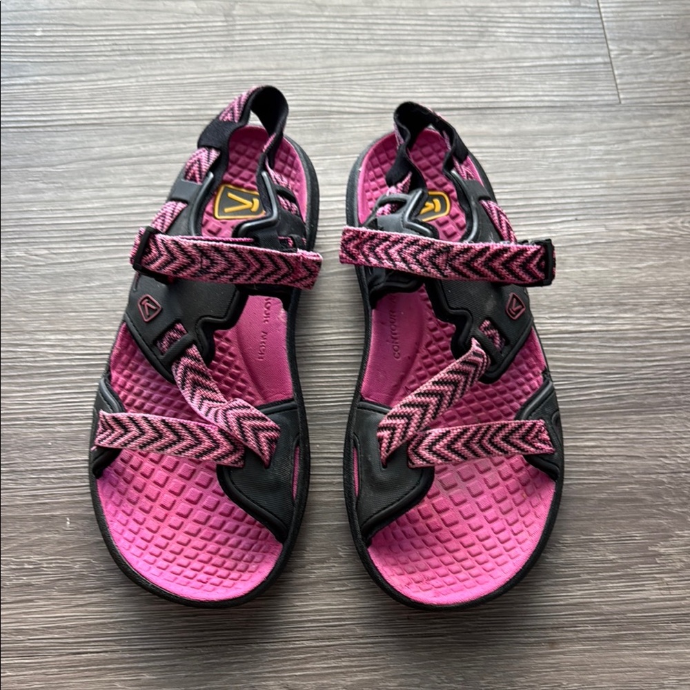 Keen Maupin Sandals Sz. 9